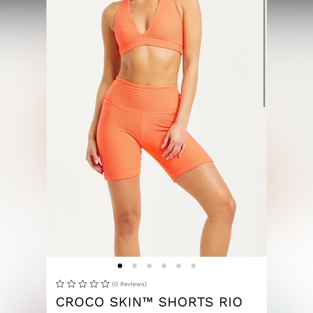 Curvy Croco Shorts “Rio” - Picture 4 of 4